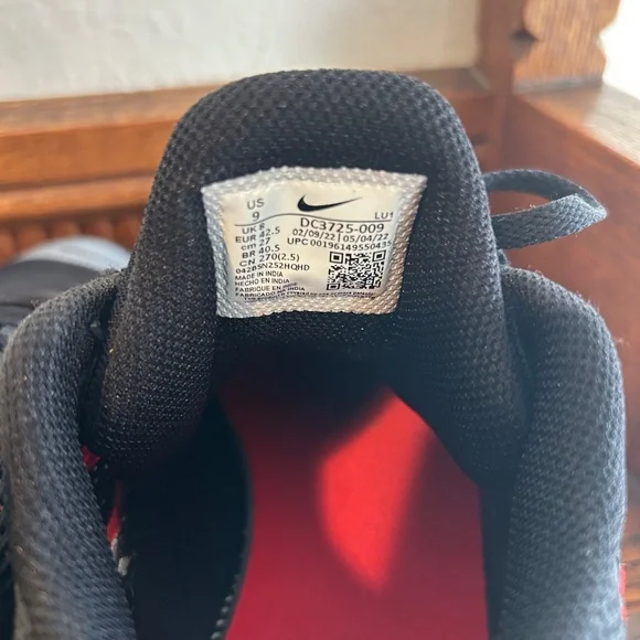 Nike Air Max "Impact 3" White, Black and Crimson *DC3725-009* Sneakers Size 9 - Picture 5 of 6